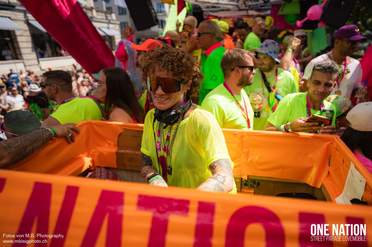 One Nation - Street Parade Lovemobile - 02 - Vanita - seit 2025