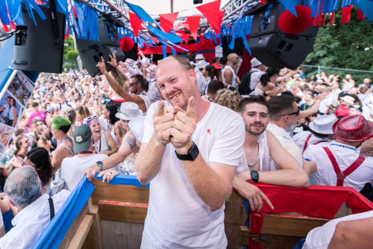 One Nation - Street Parade Lovemobile - 04 - Sven May - seit 2011