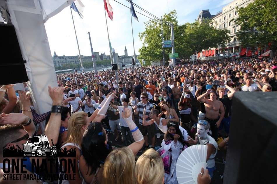 One Nation - Street Parade Lovemobile - 2011 - One Nation
