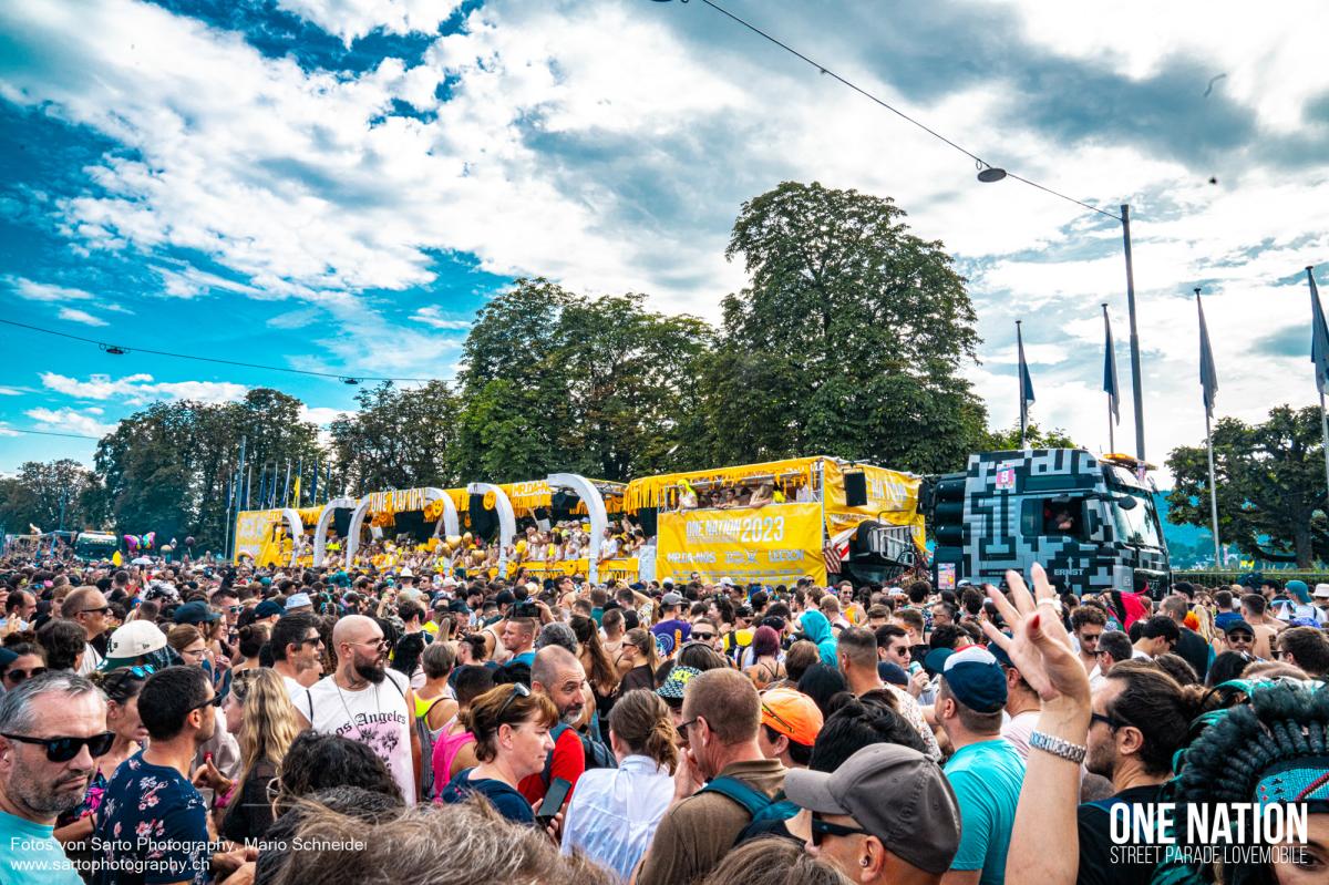 One Nation - Street Parade Lovemobile - 2023 - One Nation