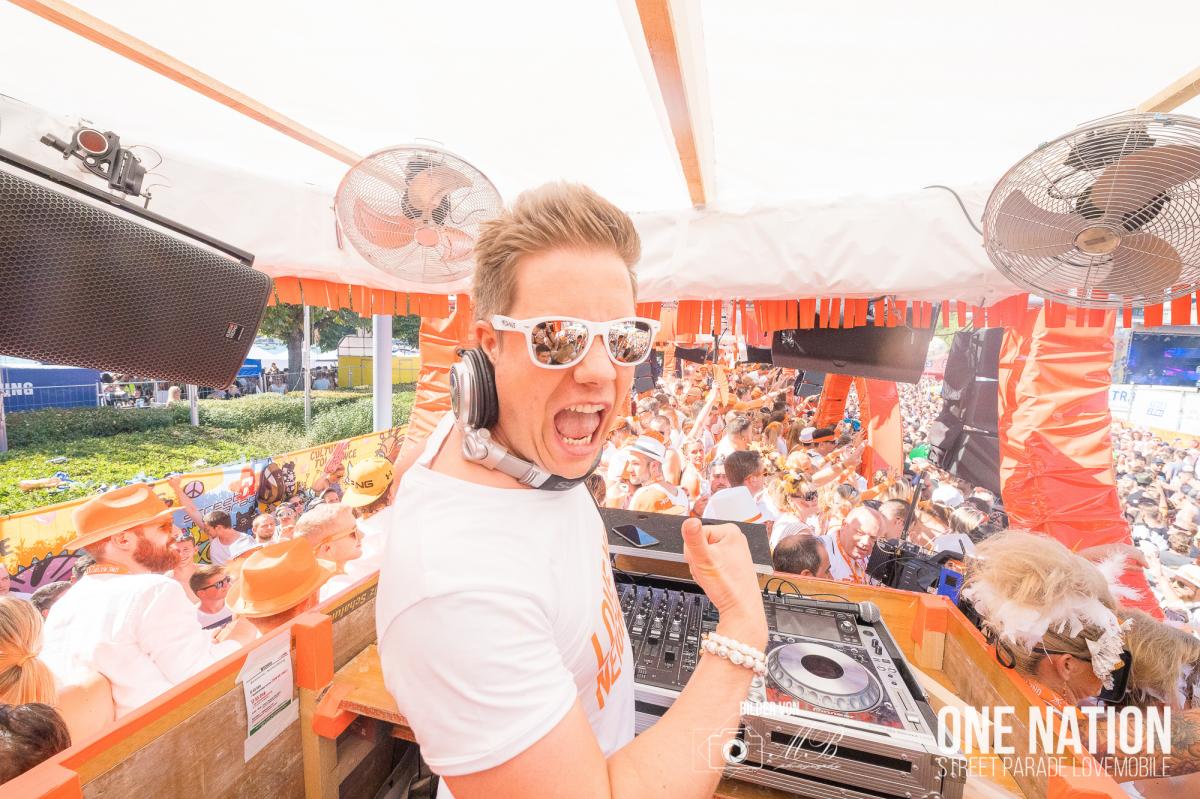 One Nation - Street Parade Lovemobile - Mr.Da-Nos - 2011 Bis 2024