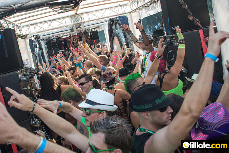 One Nation - Street Parade Lovemobile - Geschichte - 2013